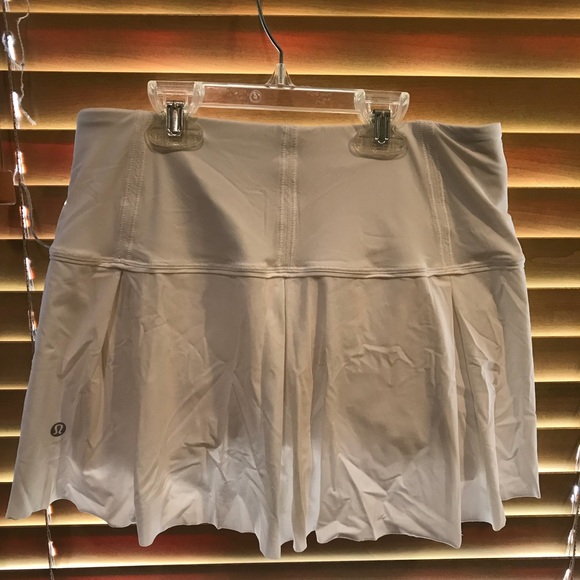 lululemon athletica Dresses & Skirts - Lululemon tennis white skort